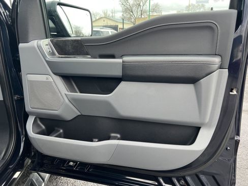 Used 2022 Ford F150 XLT w/ Equipment Group 302A High image 19