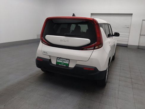 Used 2022 Kia Soul LX w/ Technology Package FWD image 7