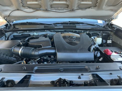 Certified 2021 Toyota Tacoma TRD Sport w/ Technology Package RWD image 21