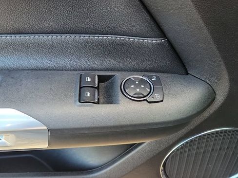 Used 2022 Ford Mustang Premium RWD image 17