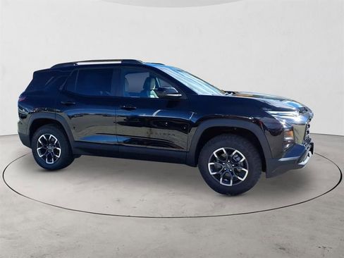 New 2026 Chevrolet Equinox ACTIV FWD image 4