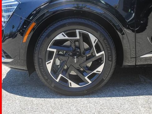 Certified 2023 Kia Sportage SX FWD image 12