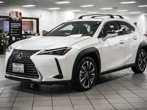 Certified 2025 Lexus UX 300h FWD w/ Accessory Package (Z2) image 3