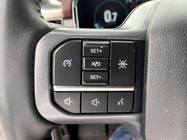 Used 2023 Ford F150 Lariat AWD/4WD image 11