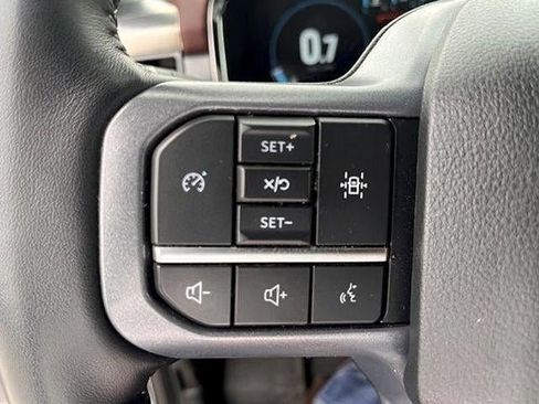 Used 2023 Ford F150 Lariat AWD/4WD image 11