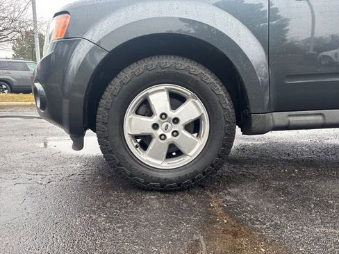 Used 2009 Ford Escape XLT image 22