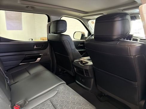 Used 2024 Toyota Tundra Limited image 18