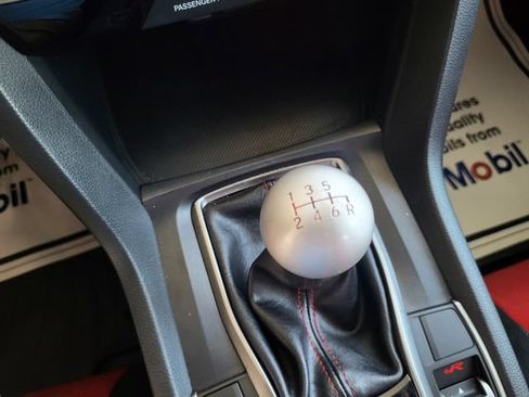Used 2017 Honda Civic Type R image 17