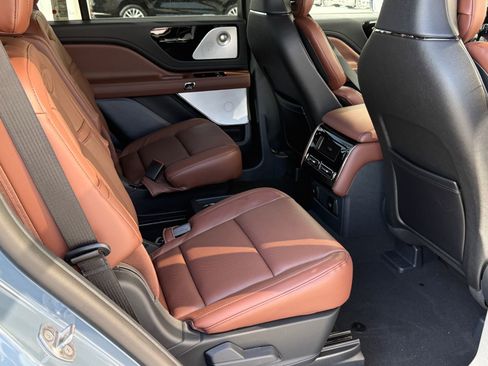 New 2026 Lincoln Aviator Reserve AWD/4WD image 14