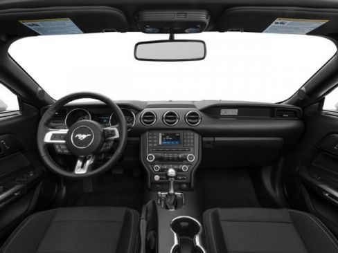 Used 2016 Ford Mustang Premium image 8