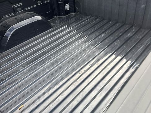 Used 2022 Chevrolet Silverado 1500 RST w/ Z71 Off-Road Package image 36