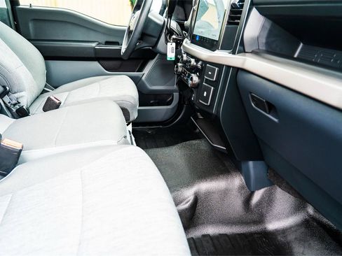 Used 2024 Ford F150 XL RWD image 19