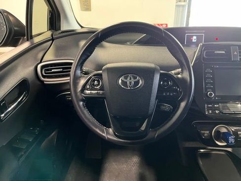 Used 2021 Toyota Prius Prime LE image 21