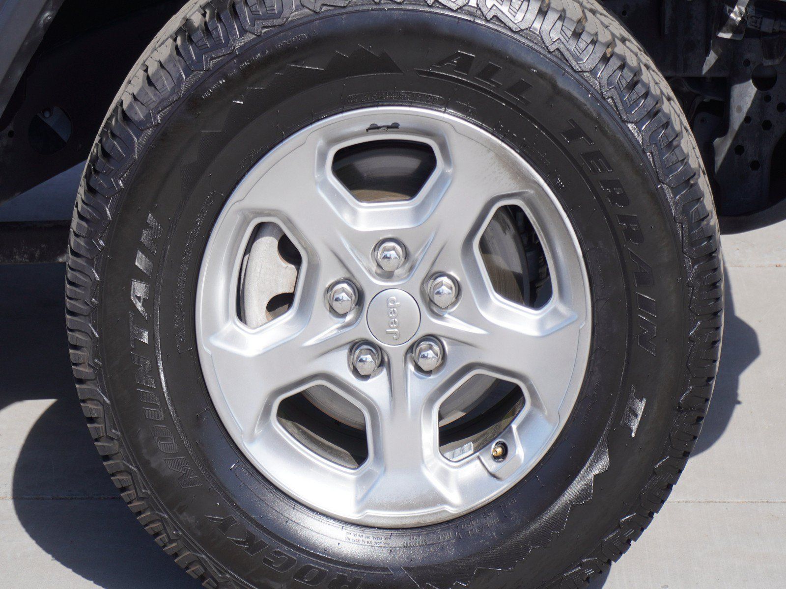 Used 2021 Jeep Wrangler Unlimited Sport AWD/4WD image 5