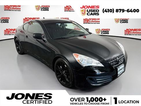 Used 2011 Hyundai Genesis 2.0T RWD image 1