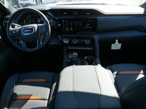 New 2026 GMC Sierra 1500 AT4 w/ Technology Package AWD/4WD image 6