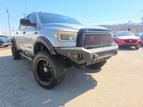 Used 2013 Toyota Tundra 4x4 CrewMax w/ SR5 Pkg image 1