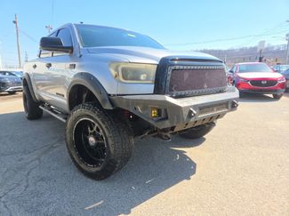 Used 2013 Toyota Tundra 4x4 CrewMax w/ SR5 Pkg video 1