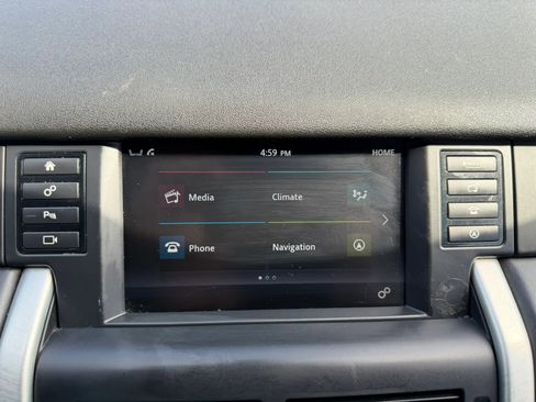 Used 2016 Land Rover Discovery Sport HSE Luxury image 59