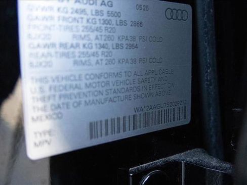 Certified 2025 Audi Q5 Premium Plus w/ Premium Plus image 27