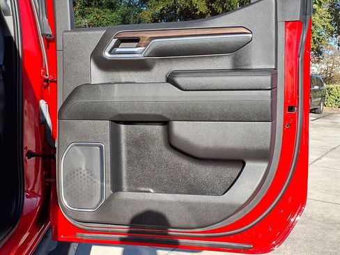 Used 2024 Chevrolet Silverado 1500 LT Trail Boss w/ LT Trail Boss Premium Package image 12