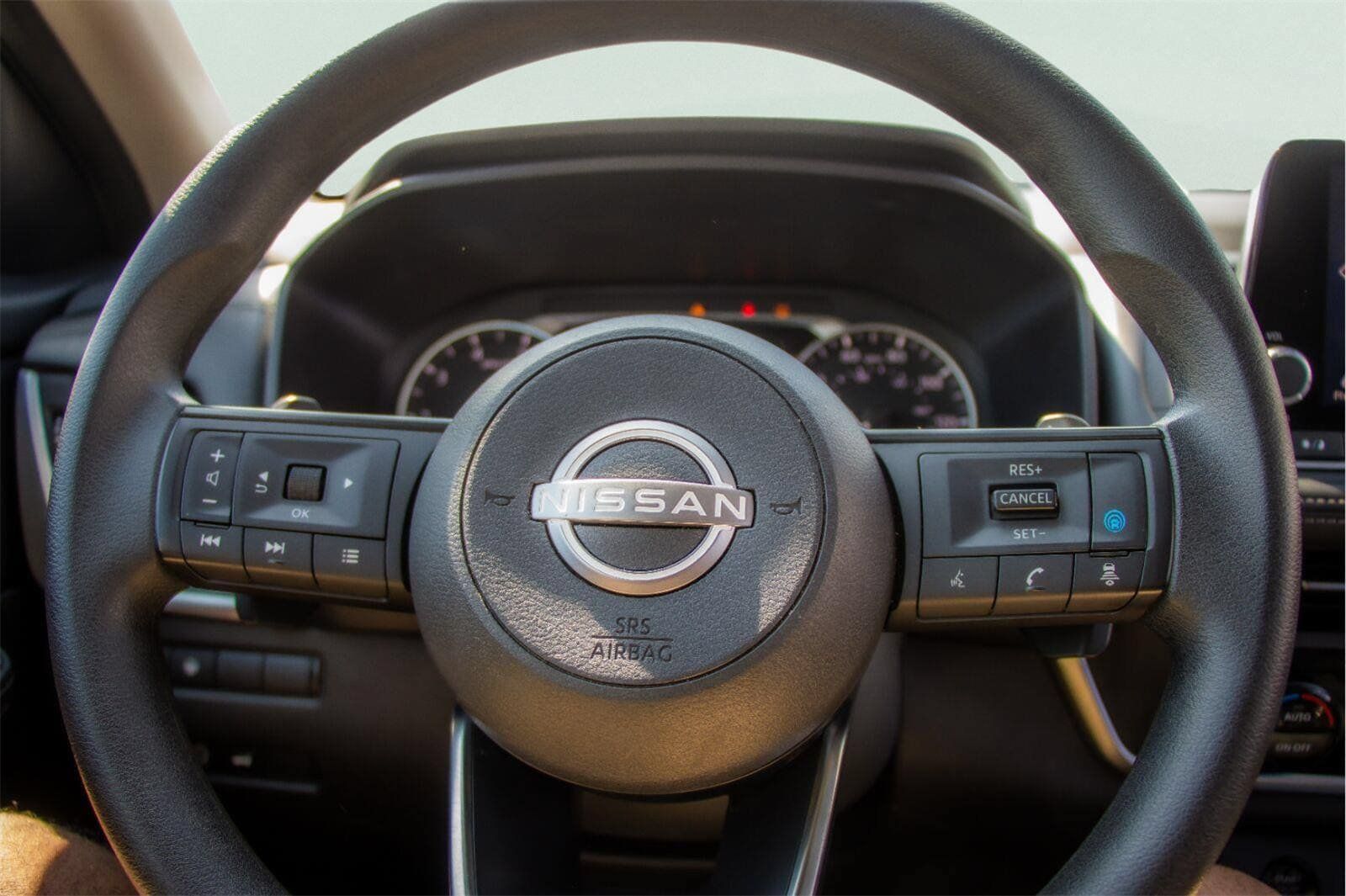 Used 2024 Nissan Rogue SV AWD/4WD image 10
