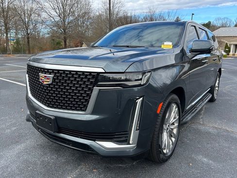 Used 2021 Cadillac Escalade ESV Premium Luxury w/ Driver Assist Tech Package image 64