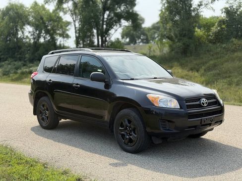 Used 2012 Toyota RAV4 4WD w/ Value Pkg image 2