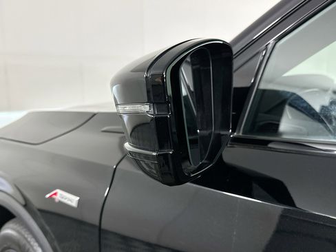 Used 2023 Acura MDX A-Spec AWD/4WD image 16