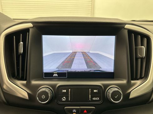 Certified 2024 GMC Terrain SLE w/ Driver Convenience Package FWD image 24