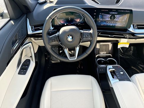 New 2026 BMW X1 xDrive28i w/ Technology Package AWD/4WD image 16