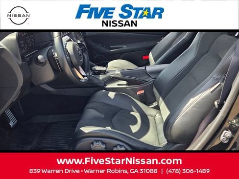 Used 2024 Nissan Z Performance w/ Floor Mat Package RWD image 5