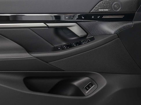 New 2026 BMW 530i image 21