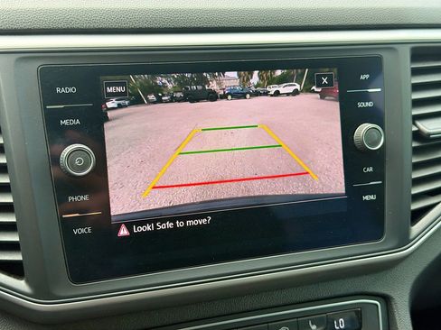 Used 2021 Volkswagen Atlas SE w/ Panoramic Sunroof Package image 33