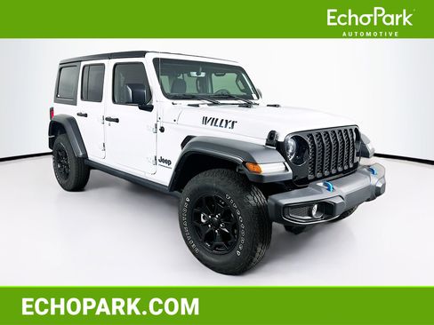 Used 2023 Jeep Wrangler Unlimited w/ 8.4" Radio Group AWD/4WD image 1