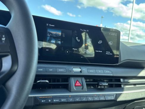 New 2025 Kia K4 LXS image 22