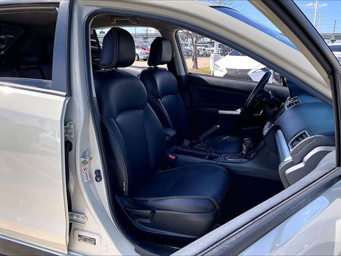 Used 2015 Subaru Crosstrek 2.0i Limited w/ Popular Package #2 image 8