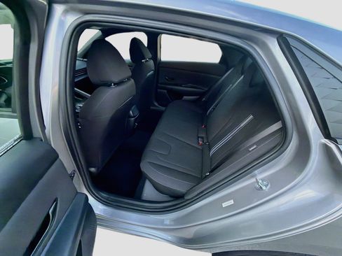 Used 2025 Hyundai Elantra Sport w/ Cargo Package FWD image 20
