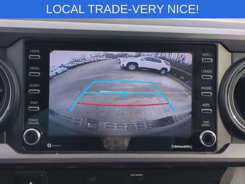 Used 2020 Toyota Tacoma TRD Off-Road image 16