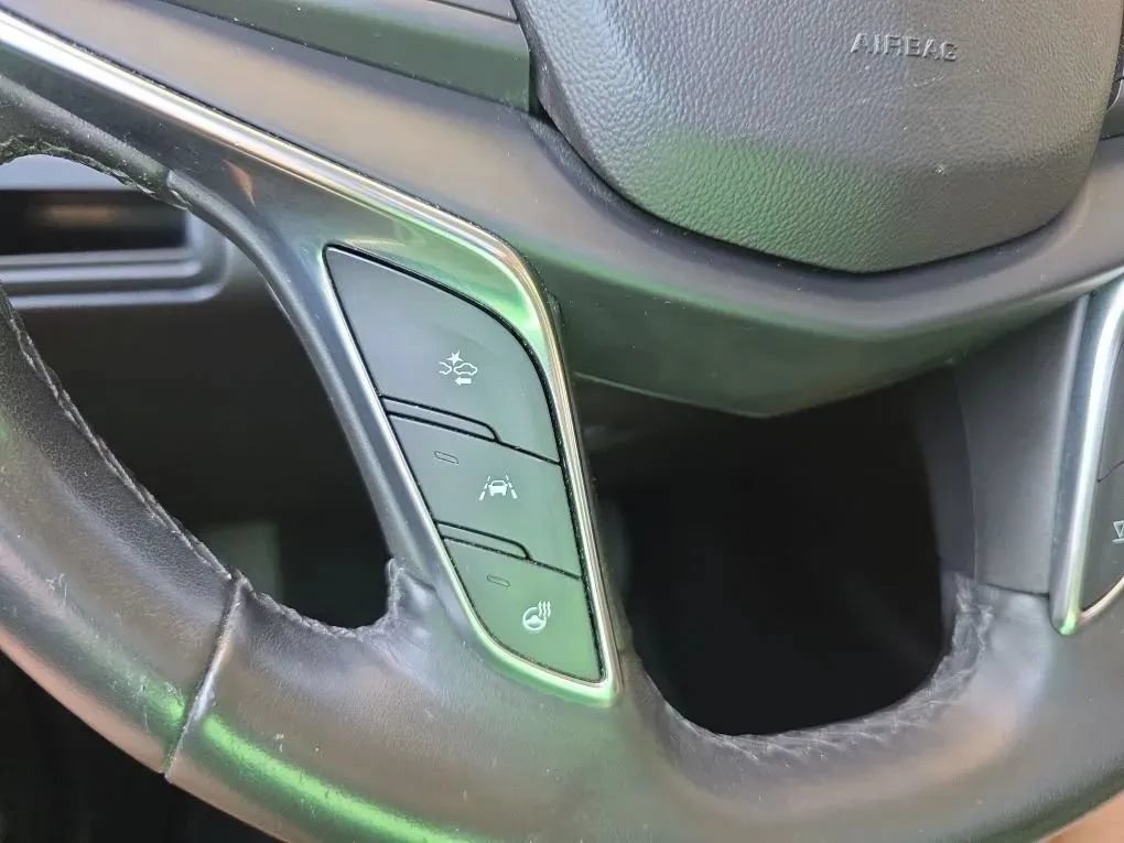 Used 2019 Cadillac XT5 Premium Luxury FWD image 21