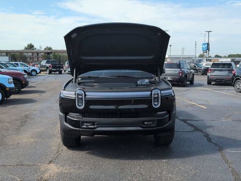 Used 2025 Rivian R1T Adventure Dual AWD/4WD image 3