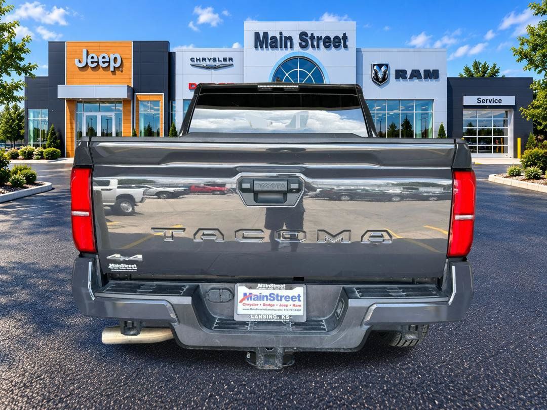 Used 2024 Toyota Tacoma SR5 AWD/4WD image 4