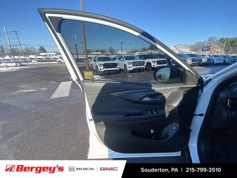 Certified 2025 Buick Envista Sport Touring w/ Convenience I Package image 25
