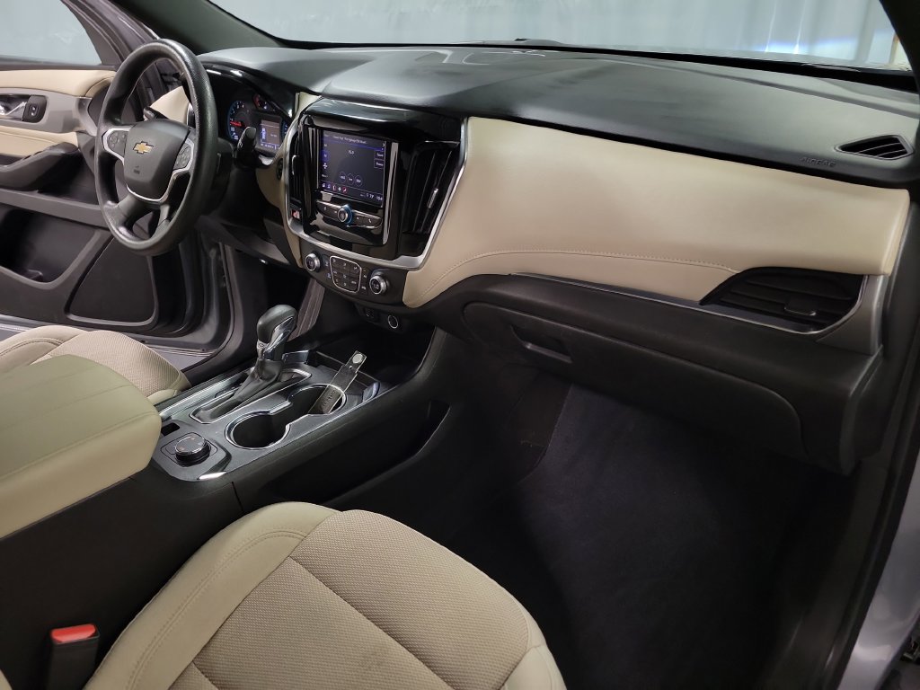Used 2023 Chevrolet Traverse LS w/ Safety Package AWD/4WD image 35