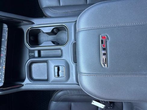 Used 2024 GMC Sierra 2500 AT4 w/ AT4 Premium Plus Package AWD/4WD image 42