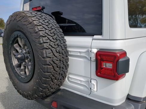 Used 2023 Jeep Wrangler Unlimited Rubicon 392 image 21