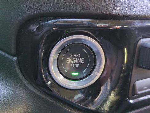 Used 2024 GMC Sierra 1500 SLE w/ Preferred Package image 28