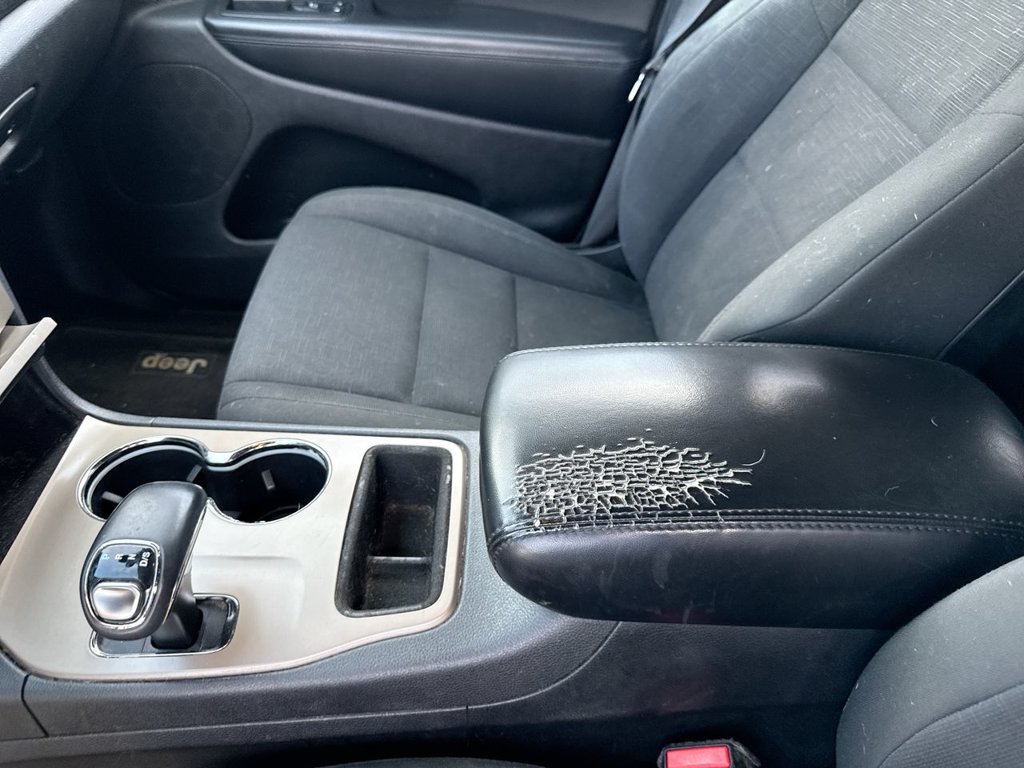 Used 2014 Jeep Grand Cherokee Laredo w/ Quick Order Package 23E AWD/4WD image 15