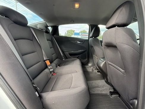 Used 2022 Chevrolet Malibu LS w/ Driver Confidence Package image 15