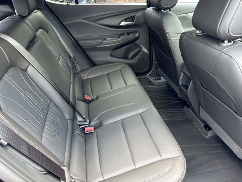 Used 2026 Buick Envista Avenir FWD image 34